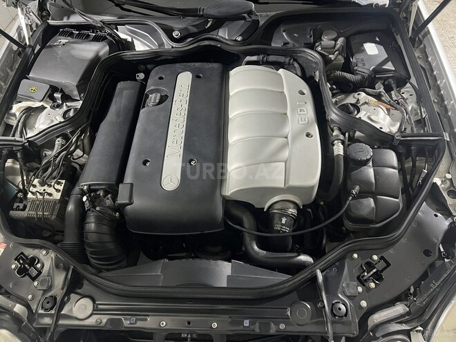 Mercedes E 220 d 2002, 258,500 km - 2.2 l - Bakı