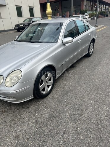 Mercedes E 220 d 2002, 258,500 km - 2.2 l - Bakı