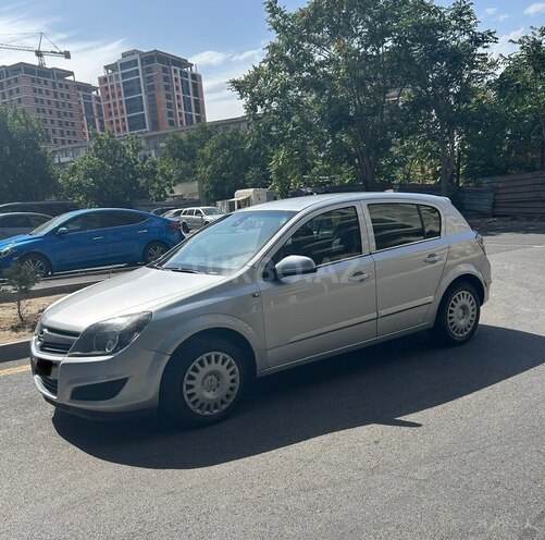 Opel Astra 2007, 280,000 km - 1.4 л - Bakı
