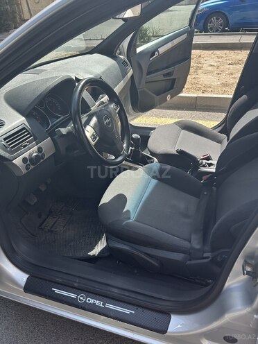 Opel Astra 2007, 280,000 km - 1.4 л - Bakı