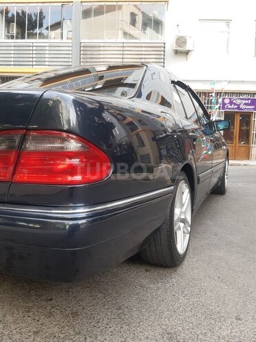 Mercedes E 230 1996, 480,000 km - 2.3 л - Bakı