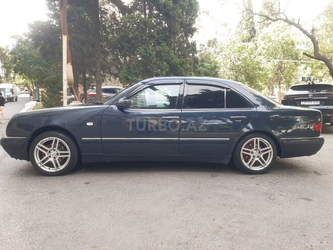 Mercedes E 230 1996, 480,000 km - 2.3 л - Bakı