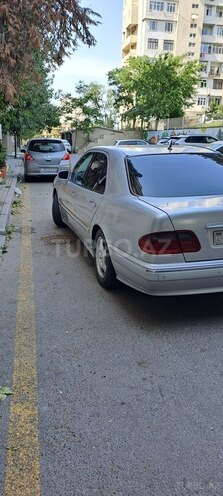 Mercedes E 230 1997, 430,000 km - 2.3 l - Bakı
