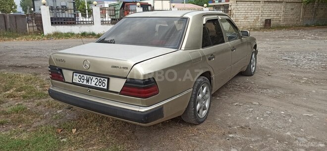 Mercedes E 200 d 1993, 550,000 km - 2.0 л - İsmayıllı