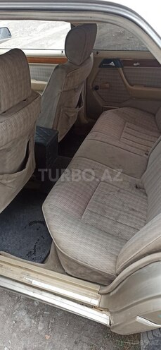 Mercedes E 200 d 1993, 550,000 km - 2.0 л - İsmayıllı