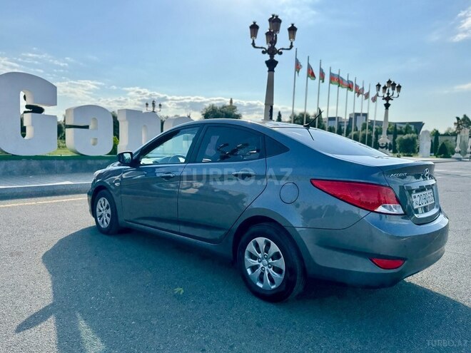 Hyundai Accent 2016, 176,400 km - 1.6 l - Gəncə