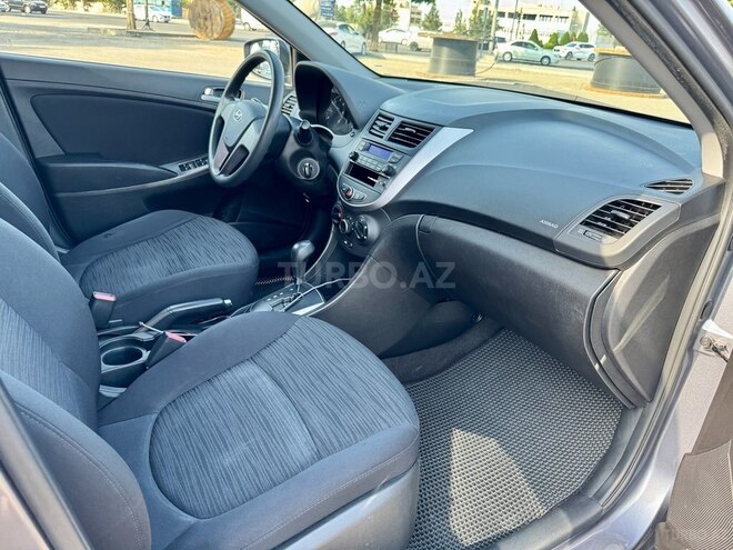 Hyundai Accent 2016, 176,400 km - 1.6 l - Gəncə