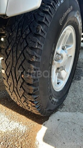 Land Rover Defender 2008, 205,000 km - 2.4 l - Gəncə