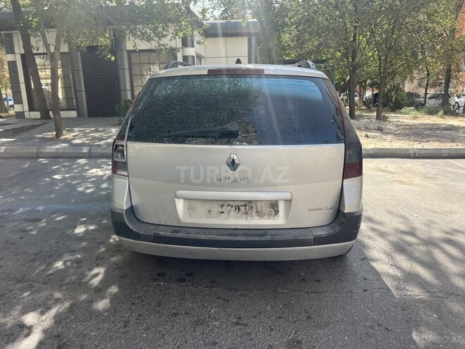Renault Megane-2