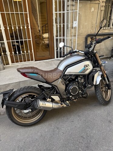 CFMOTO 700 CL-X Heritage-2