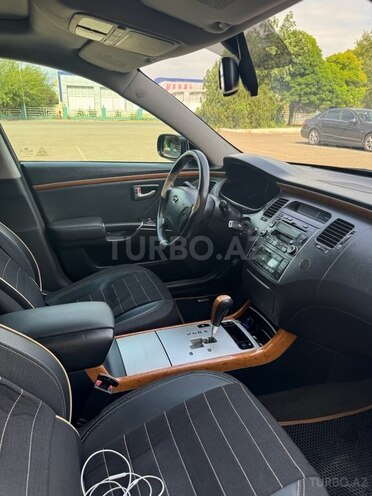 Hyundai Grandeur-8
