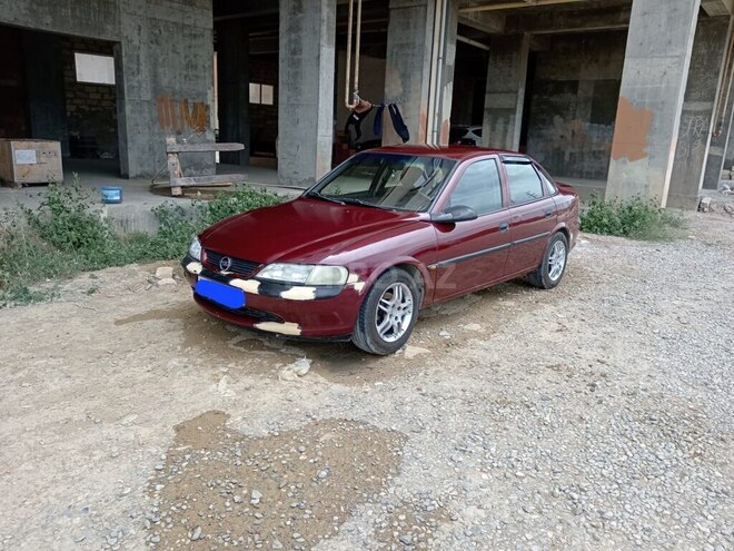 Opel Vectra 1997, 269,856 km - 1.6 l - Xırdalan