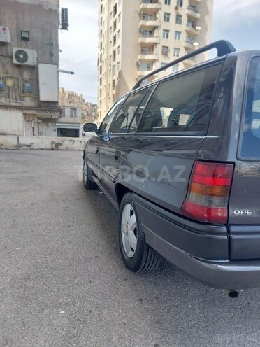 Opel Astra 1996, 206,000 km - 2.0 л - Bakı