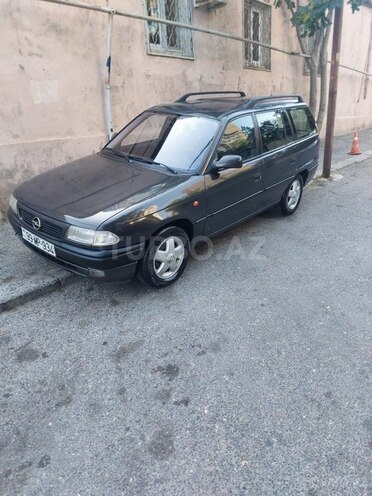 Opel Astra 1996, 206,000 km - 2.0 л - Bakı