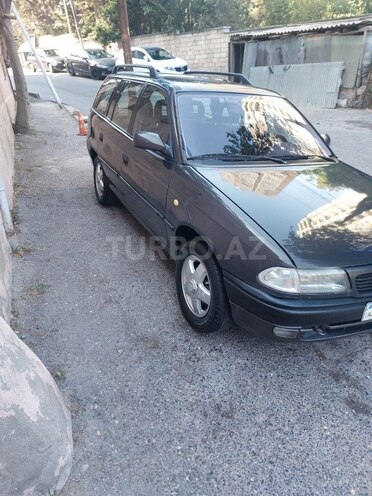Opel Astra 1996, 206,000 km - 2.0 л - Bakı