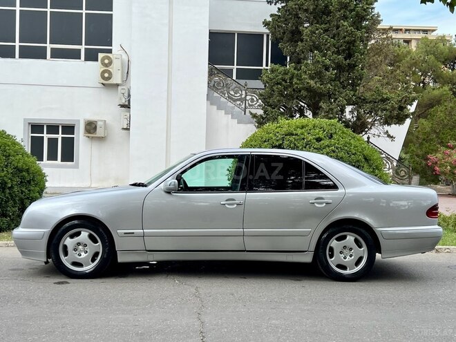 Mercedes E 220 d 1999, 501,000 km - 2.2 л - Sumqayıt