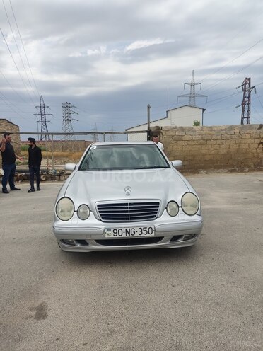 Mercedes E 240 1999, 405,000 km - 2.4 l - Bakı