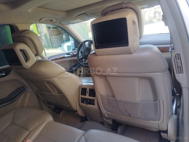 Mercedes GL 500 4MATIC 2014, 165,000 km - 4.7 l - Bakı