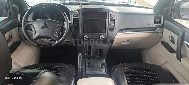 Mitsubishi Pajero 2010, 316,600 km - 3.5 л - Qəbələ