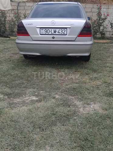 Mercedes C 220 d 1999, 334,770 km - 2.2 л - İmişli