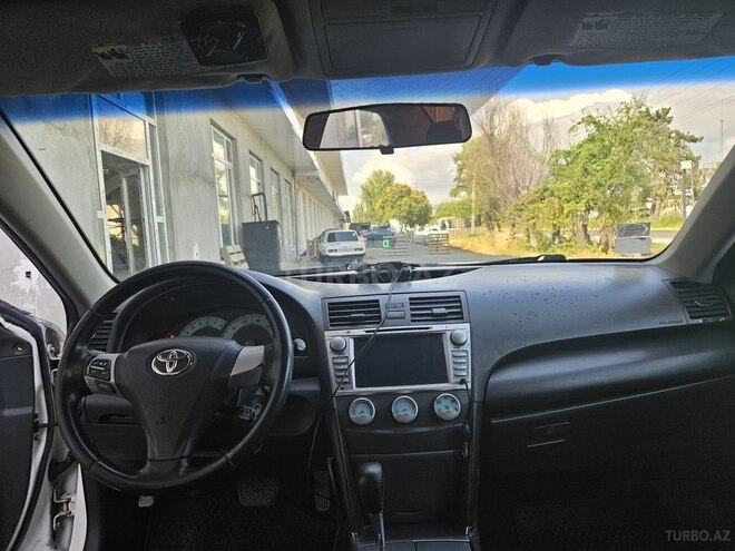 Toyota Camry-3