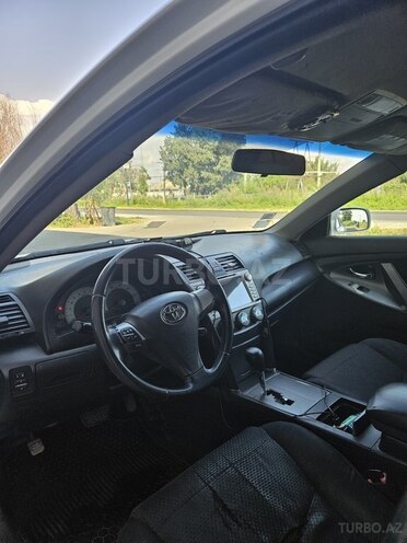 Toyota Camry-4