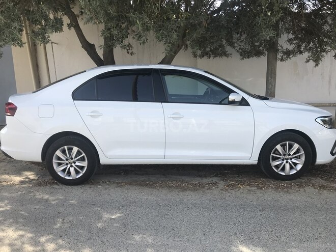 Volkswagen Polo 2021, 43,500 km - 1.6 л - Bakı