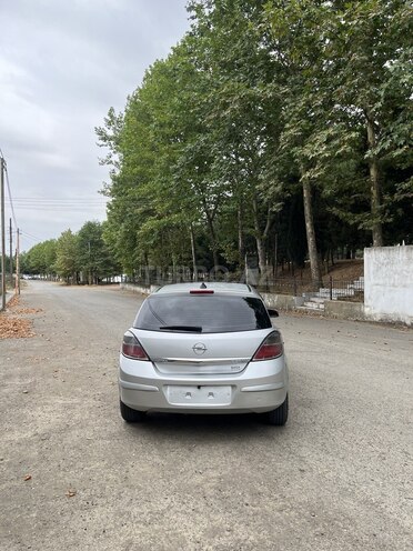 Opel Astra 2009, 295,000 km - 1.3 l - Masallı