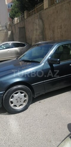 Mercedes C 230 1996, 407,000 km - 2.3 l - Bakı