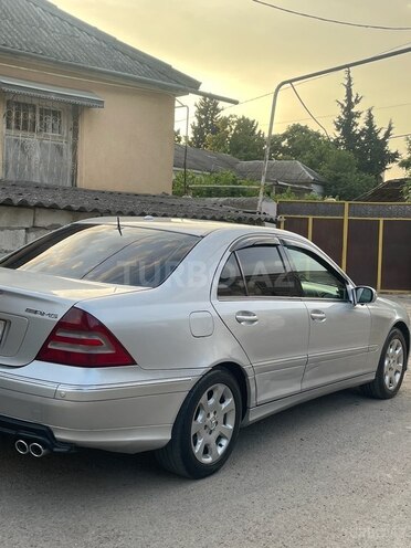 Mercedes C 280 2006, 450,000 km - 2.8 л - Xudat