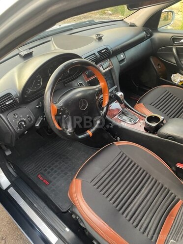 Mercedes C 280 2006, 450,000 km - 2.8 л - Xudat