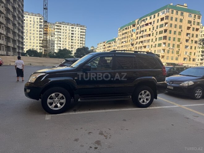 Toyota Land Cruiser Prado-4