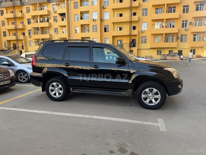 Toyota Land Cruiser Prado-2
