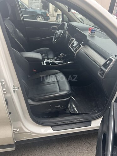 Kia Sorento-8