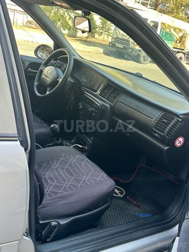 Opel Vectra 2000, 400,000 km - 1.6 l - Bakı