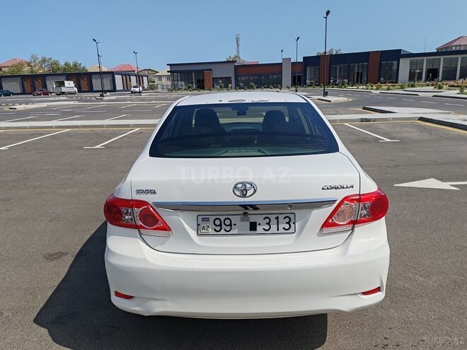 Toyota Corolla 2013, 159,500 km - 1.6 l - Bakı