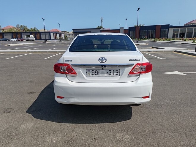Toyota Corolla 2013, 159,500 km - 1.6 l - Bakı