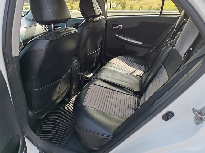 Toyota Corolla 2013, 159,500 km - 1.6 l - Bakı