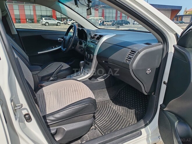 Toyota Corolla 2013, 159,500 km - 1.6 l - Bakı