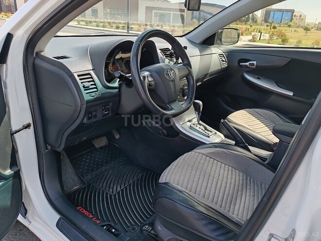 Toyota Corolla 2013, 159,500 km - 1.6 l - Bakı