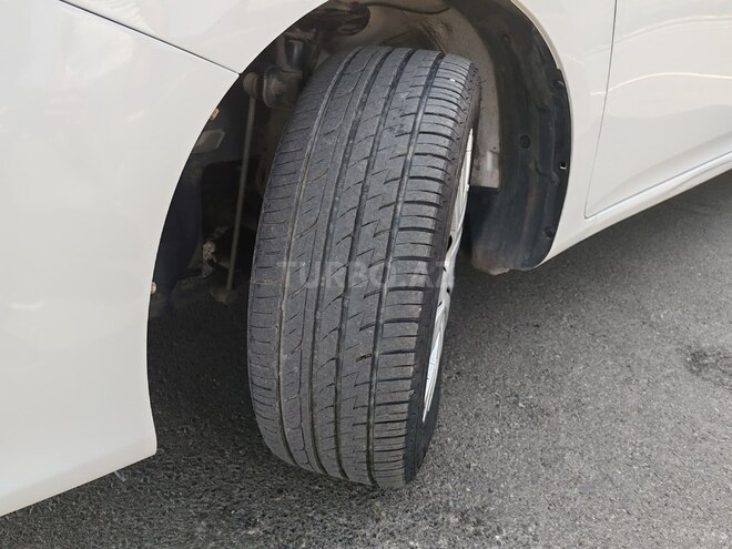 Toyota Corolla 2013, 159,500 km - 1.6 l - Bakı
