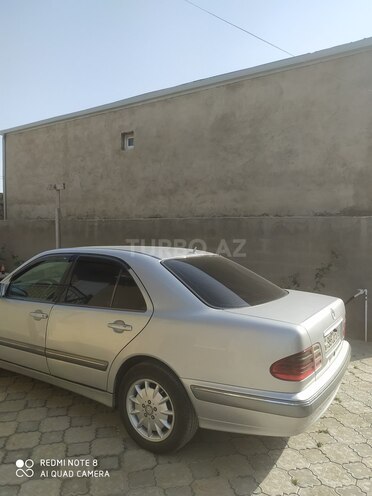 Mercedes E 220 d 2001, 500,000 km - 2.2 л - Bakı