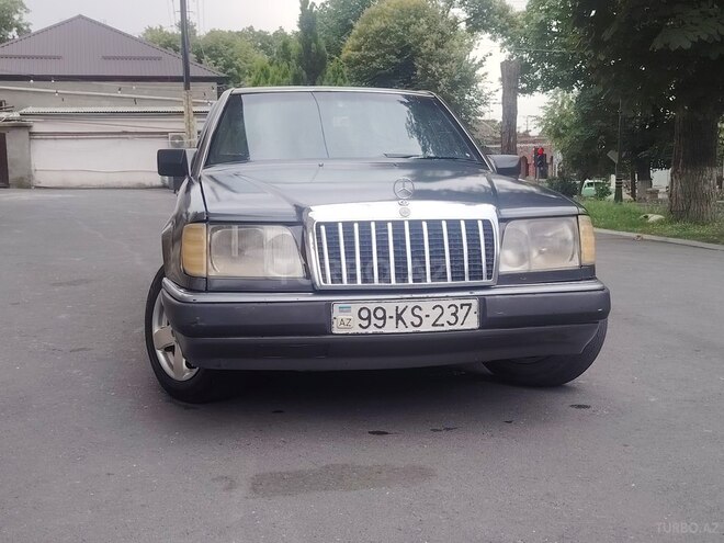 Mercedes E 250 1993, 817,229 km - 2.5 l - Şəki