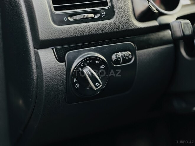 Volkswagen Golf 2011, 202,000 km - 1.4 l - Bakı