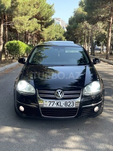 Volkswagen Jetta-2
