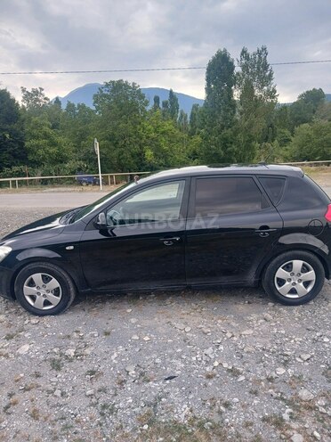 Kia Ceed 2008, 288,000 km - 1.6 л - Qəbələ