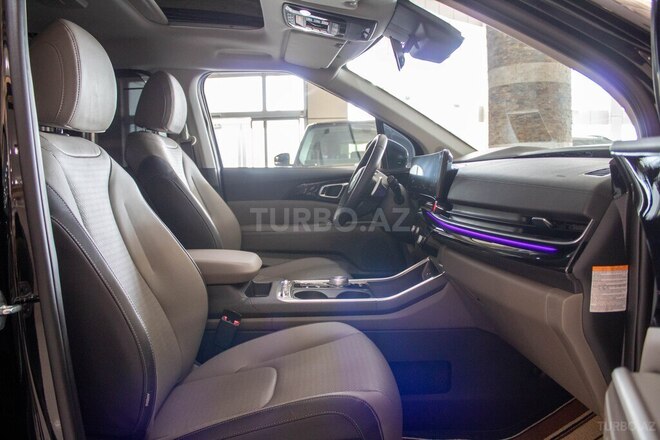 Kia Carnival-18