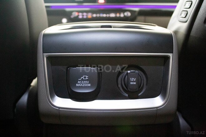 Kia Carnival-24