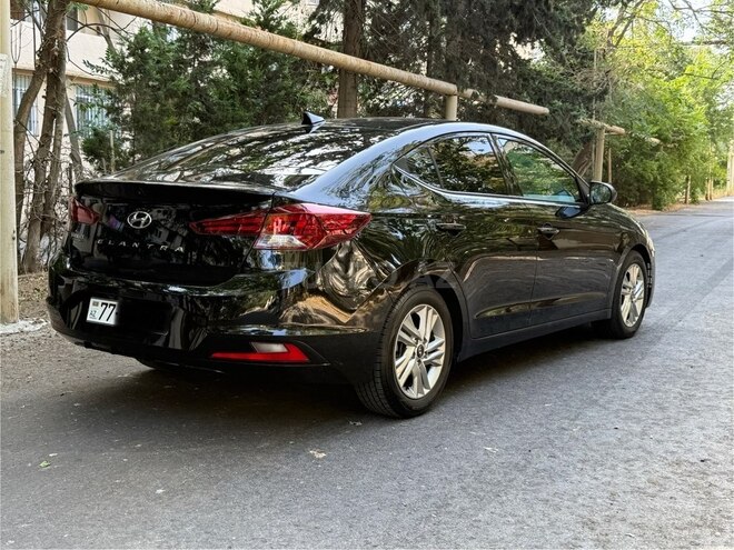 Hyundai Elantra 2019, 111,000 km - 2.0 л - Bakı
