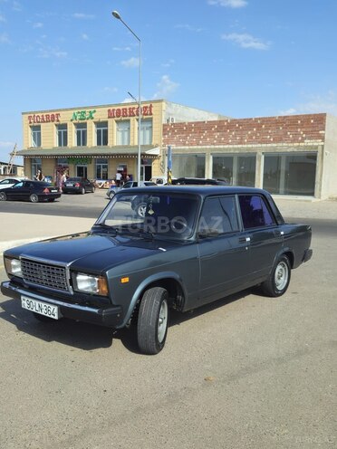 LADA (VAZ) 2107-2